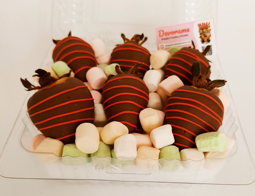 Arreglo frutal Fresas con chocolate devorame