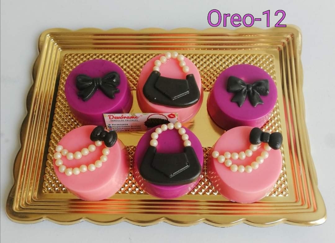 Arreglo frutal Oreo-12 devorame