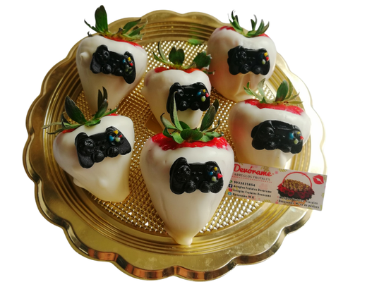 Arreglo frutal Fresas Gamers devorame