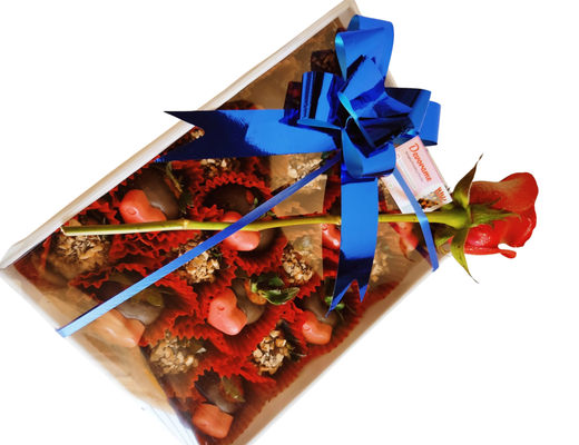 Arreglo frutal Fresas enchocolatadas y 1 rosa. devorame